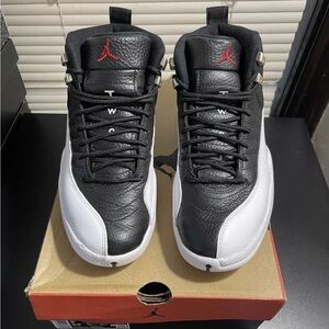 Jordan 12 “Playoffs” size 8